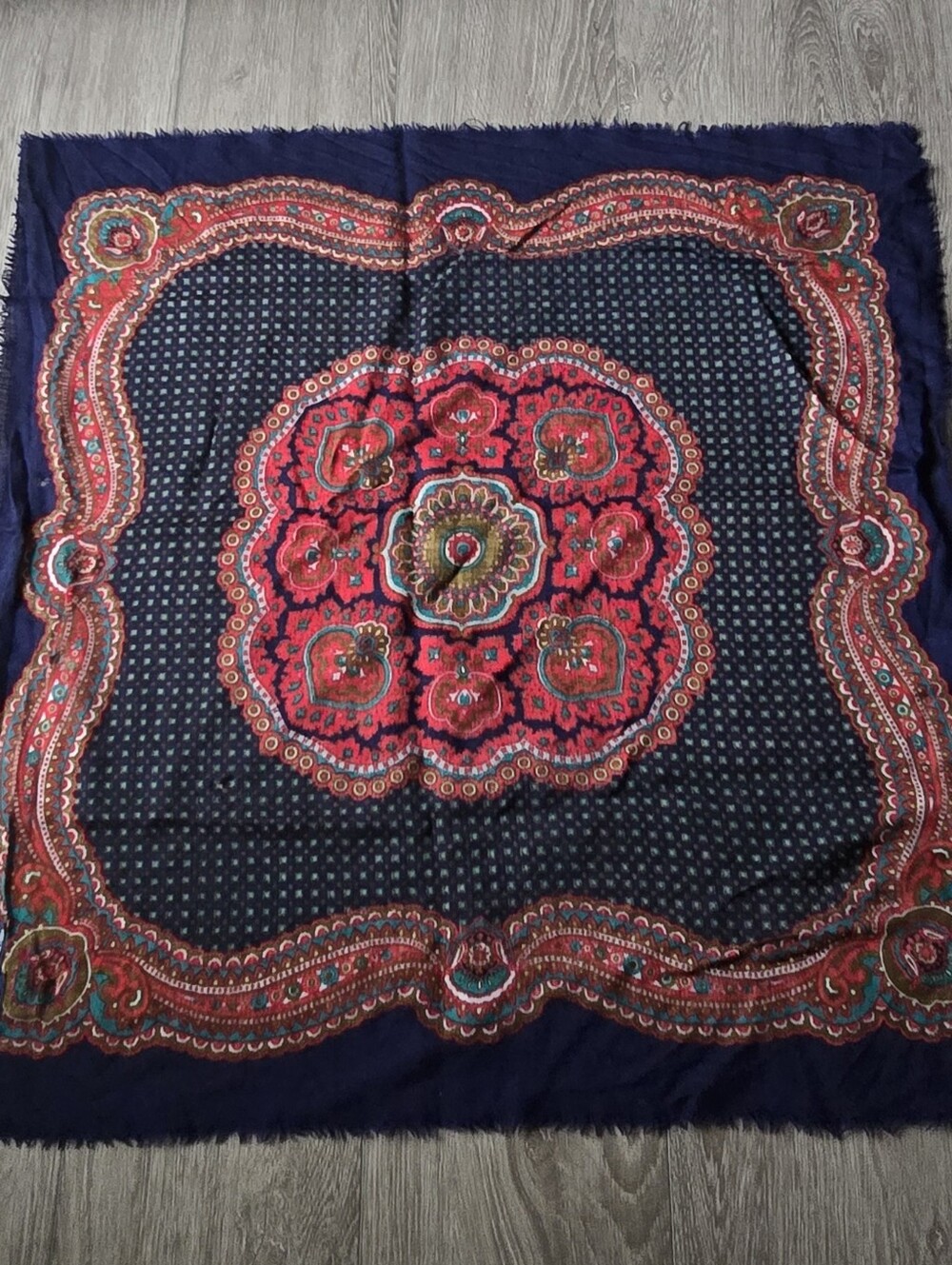 Jennifer Moore 100% Wool Medallion Scarf Navy Red Teal Made Japan Vintage 28"